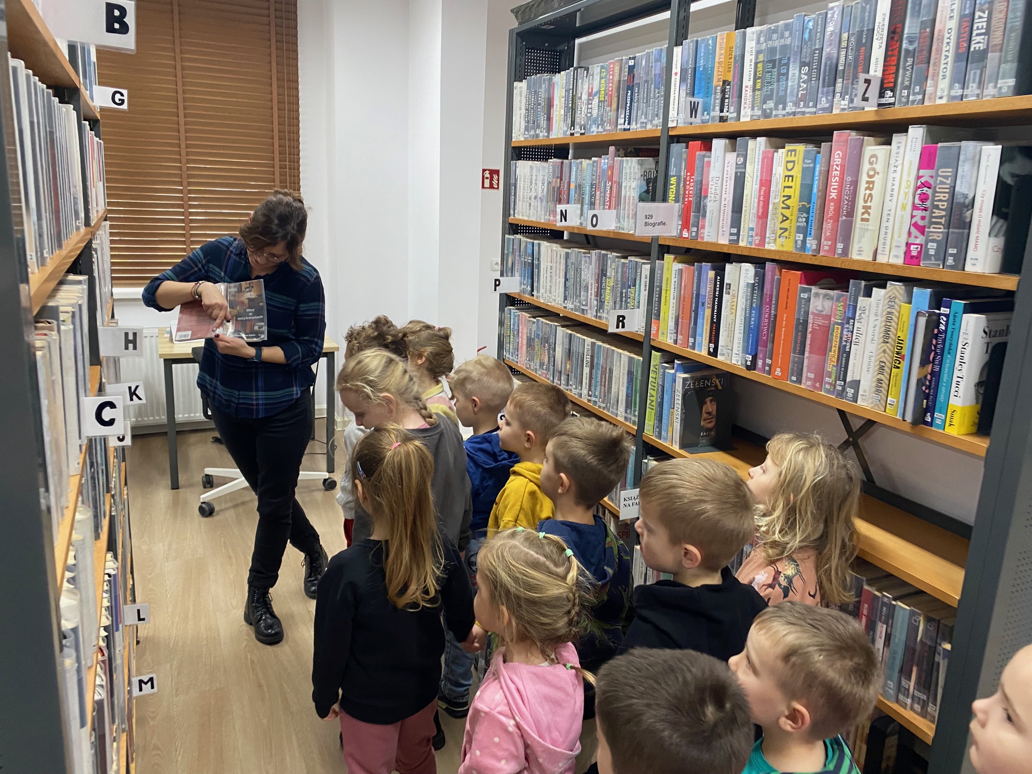  Dzieci i osoba dorosła, r...